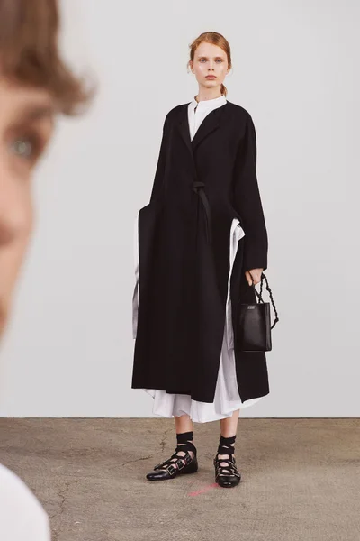 Look 14